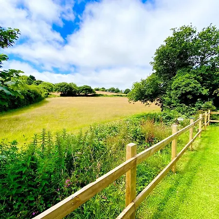 Luxurious 4 Bedroom New England Style - Trewhiddle V9 St Austell