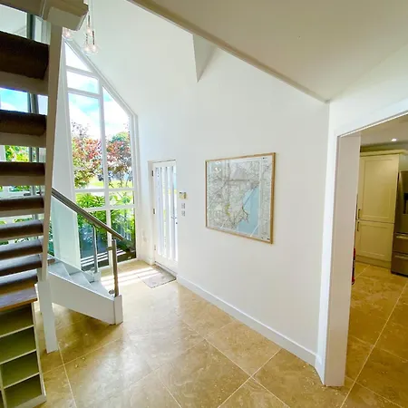 Vakantiehuis Luxurious 4 Bedroom New England Style - Trewhiddle V9