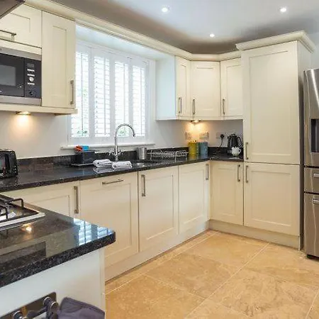 Vakantiehuis Luxurious 4 Bedroom New England Style - Trewhiddle V9 *